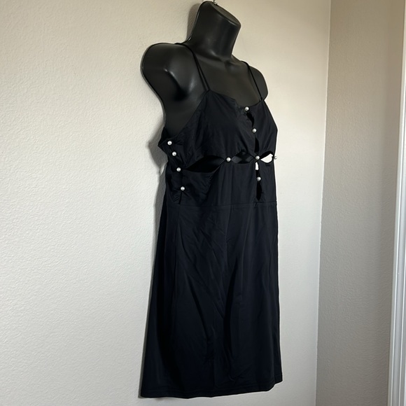 Superdown Celina Cut Out Mini Dress in Black with Pearls - Picture 6 of 11